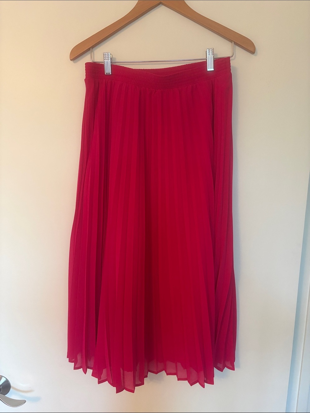 Pink/Fucsia Accordian/Pleated Midi Skirt - A New Day (size M)